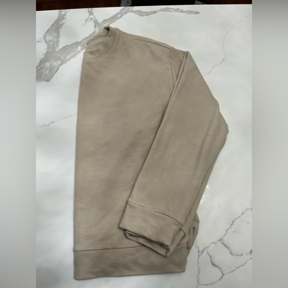 Lou and Grey crew neck sweatshirt